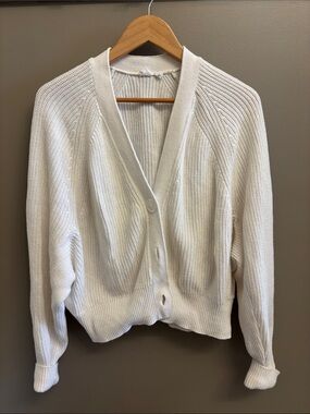 100% cotton v-neck cardigan from gap